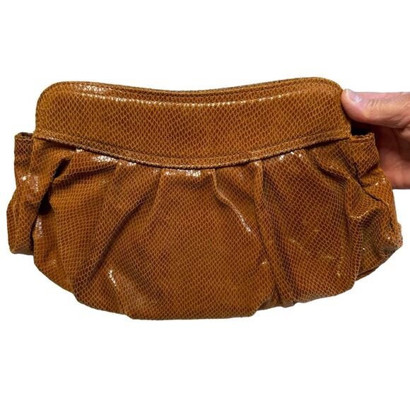 Hype Vadim Brown Women's Leather Purse Clutch Reptile Magnetic Closure - Picture 2 of 8